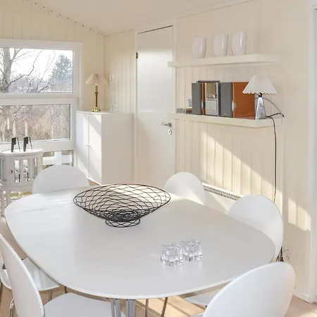Casa vacanze Three-bedroom Holiday In